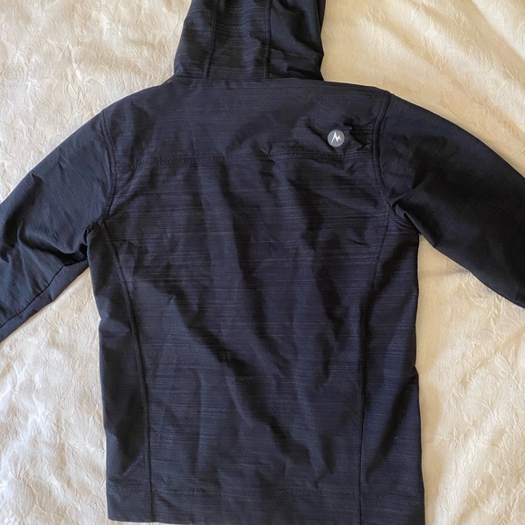 Marmot women’s jacket. - Picture 2 of 4